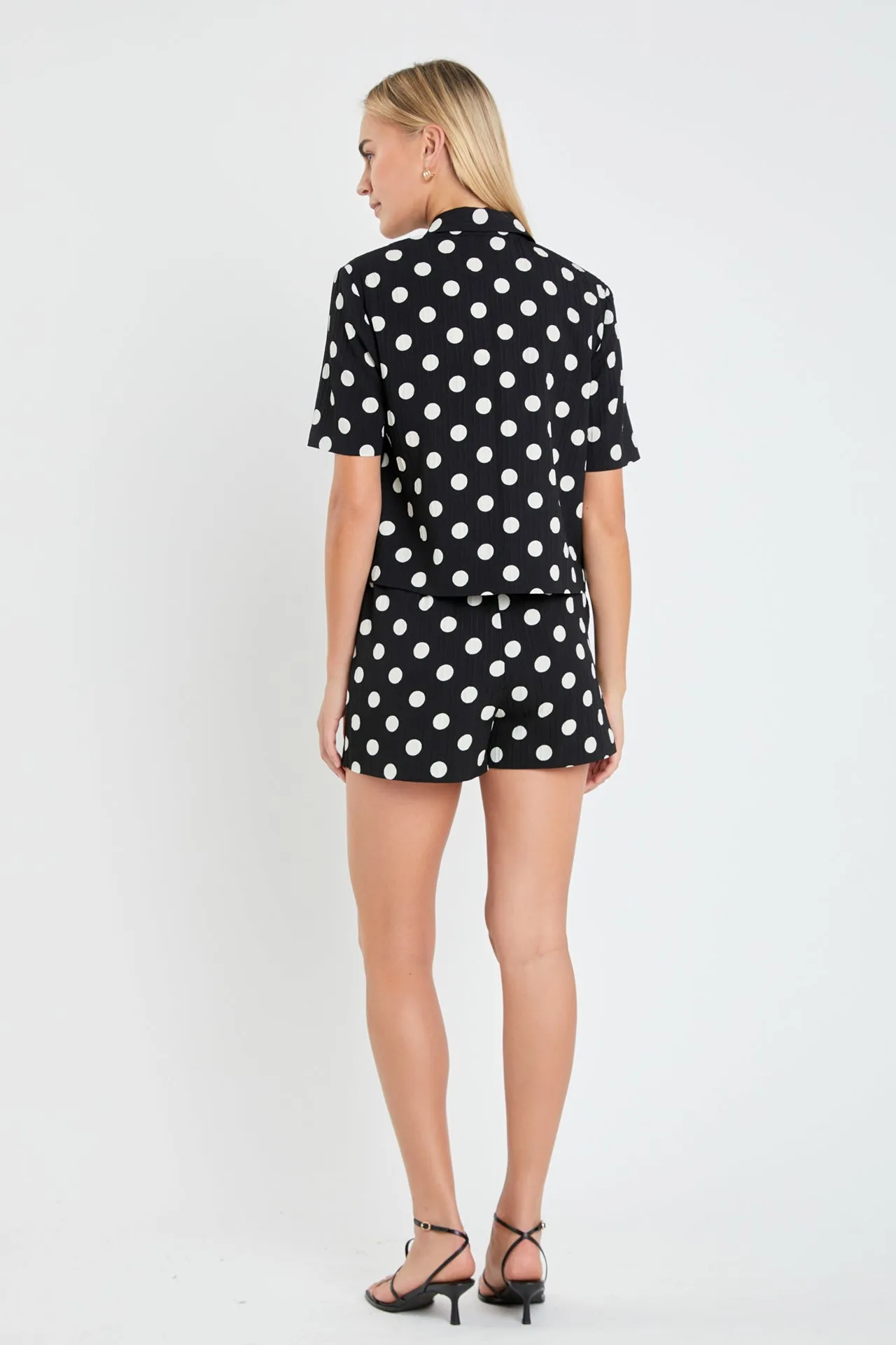 Textured Dots Short Sleeves Shirts