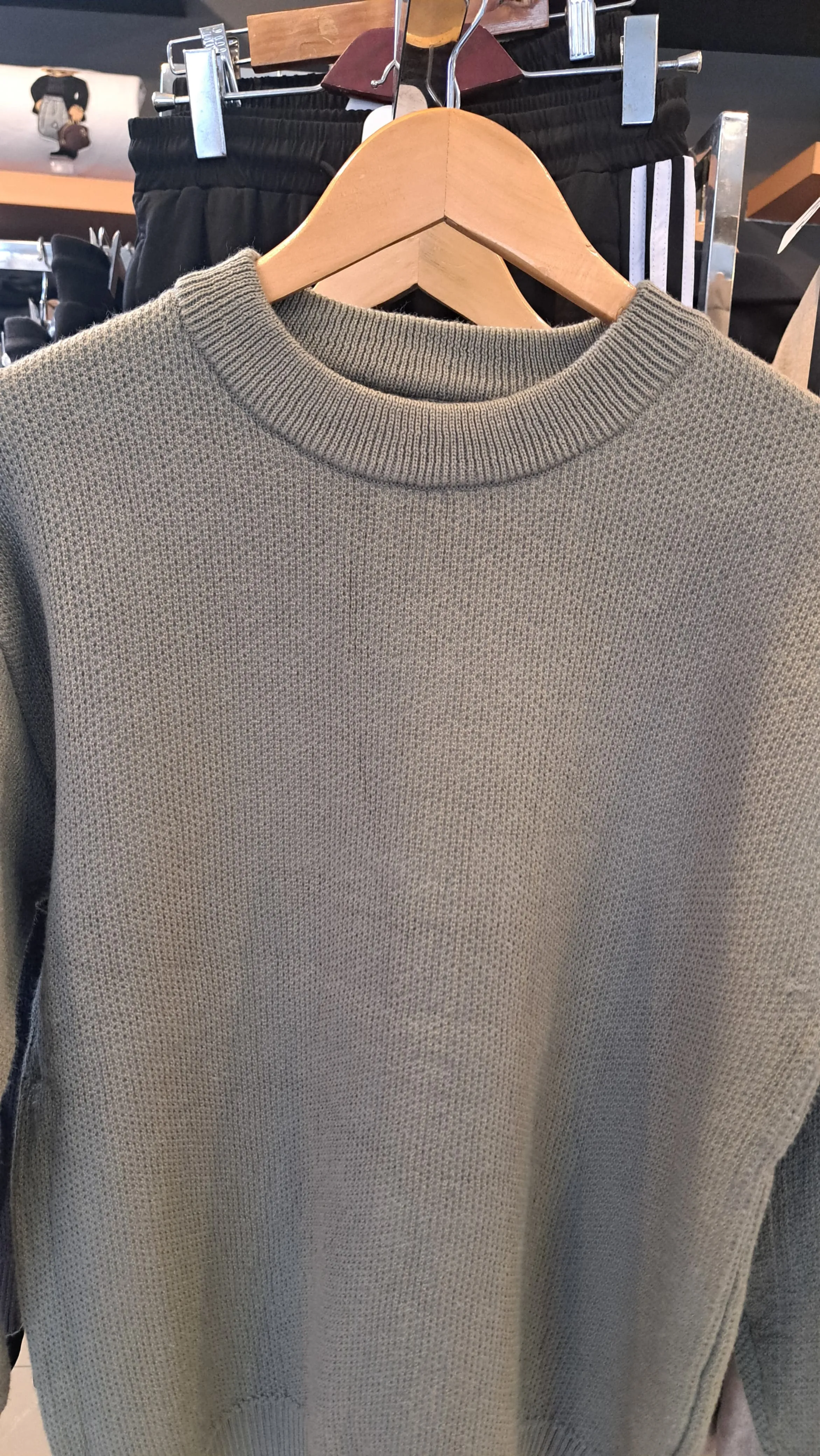 TEXTURED WEAVE SWEATER (Green)